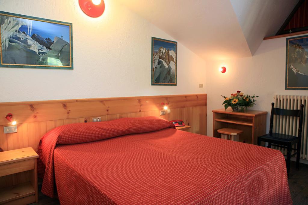 Albergo Le Marmotte Pré-Saint-Didier المظهر الخارجي الصورة